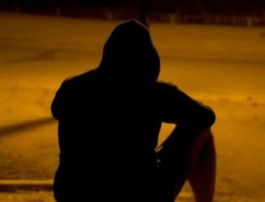 Σοκ στην Πάτρα: 35χρονος ήταν νεκρός για μέρες σε κεντρική πλατεία